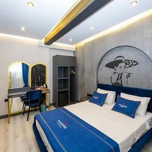 فندق بارادايس إيربورت